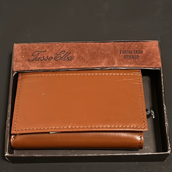 FASSO ELBA Other - FASSO ELBA NEW WALLET NEVER WORN TRIFOLD